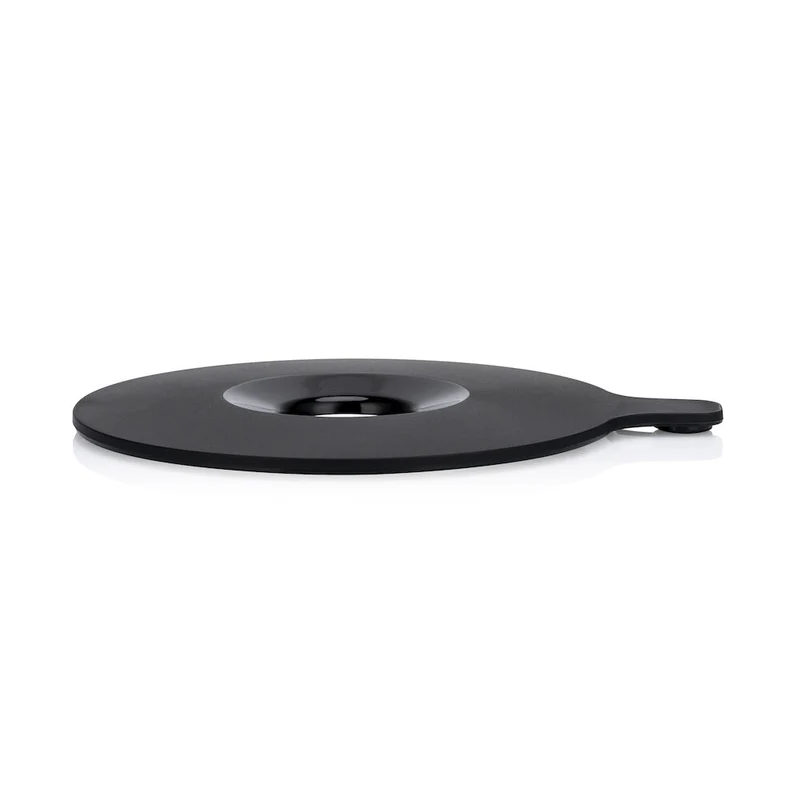 Performance lid for filter holder